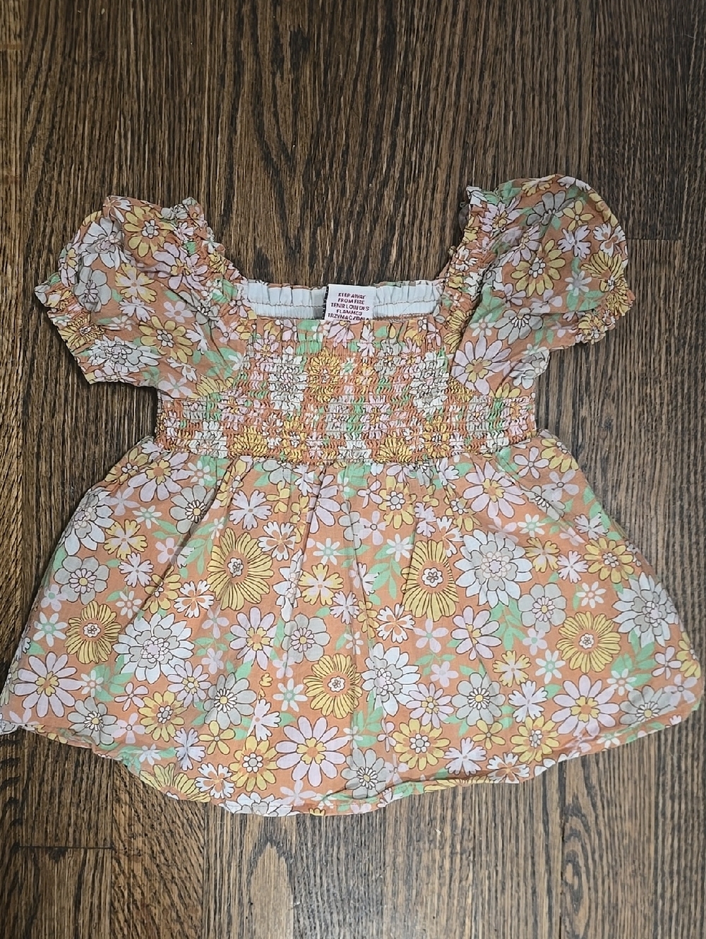 🌟7/25$ Haute Hippie Peach Floral Smocked Top with Mint & Yellow Accents